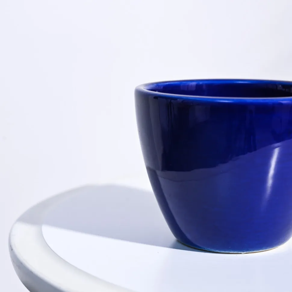 Apple Ceramic Pot (3.8 Inch Diameter)