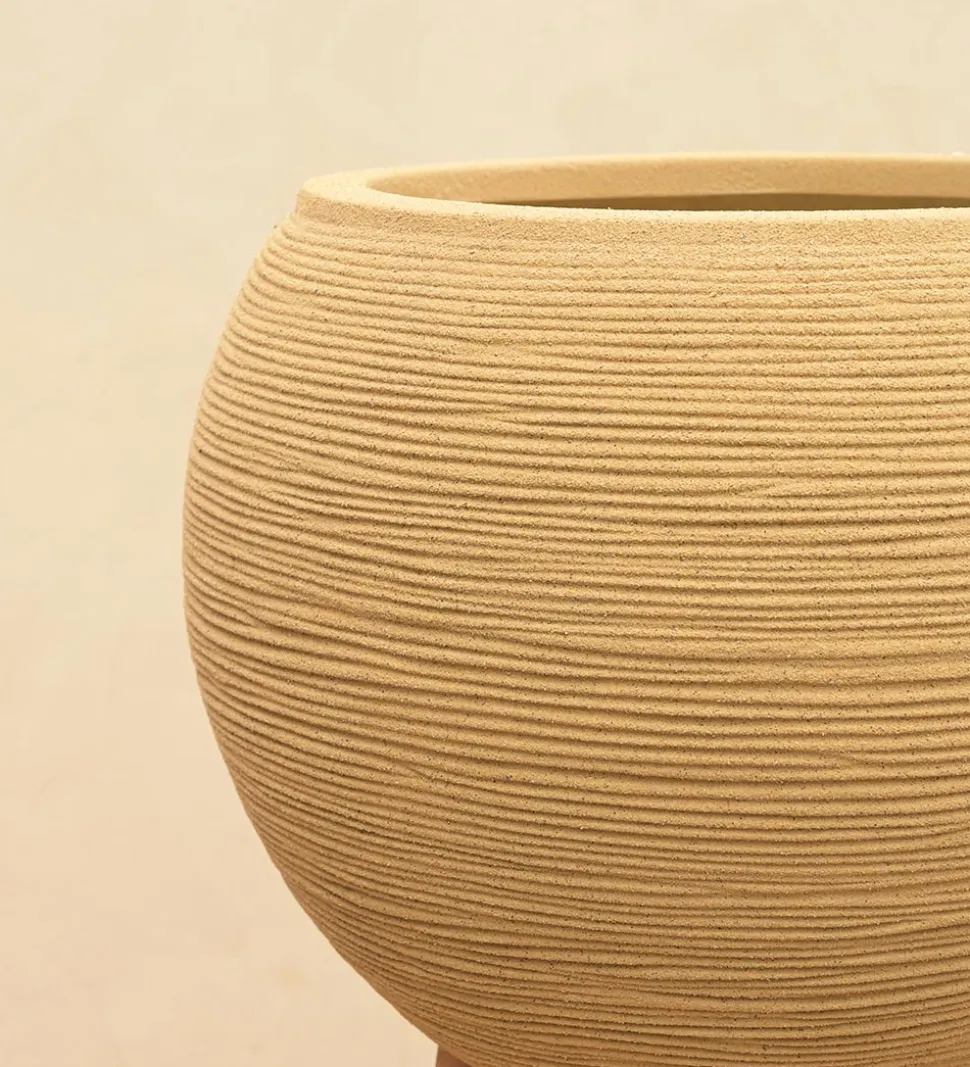 Rib Bowl Planter