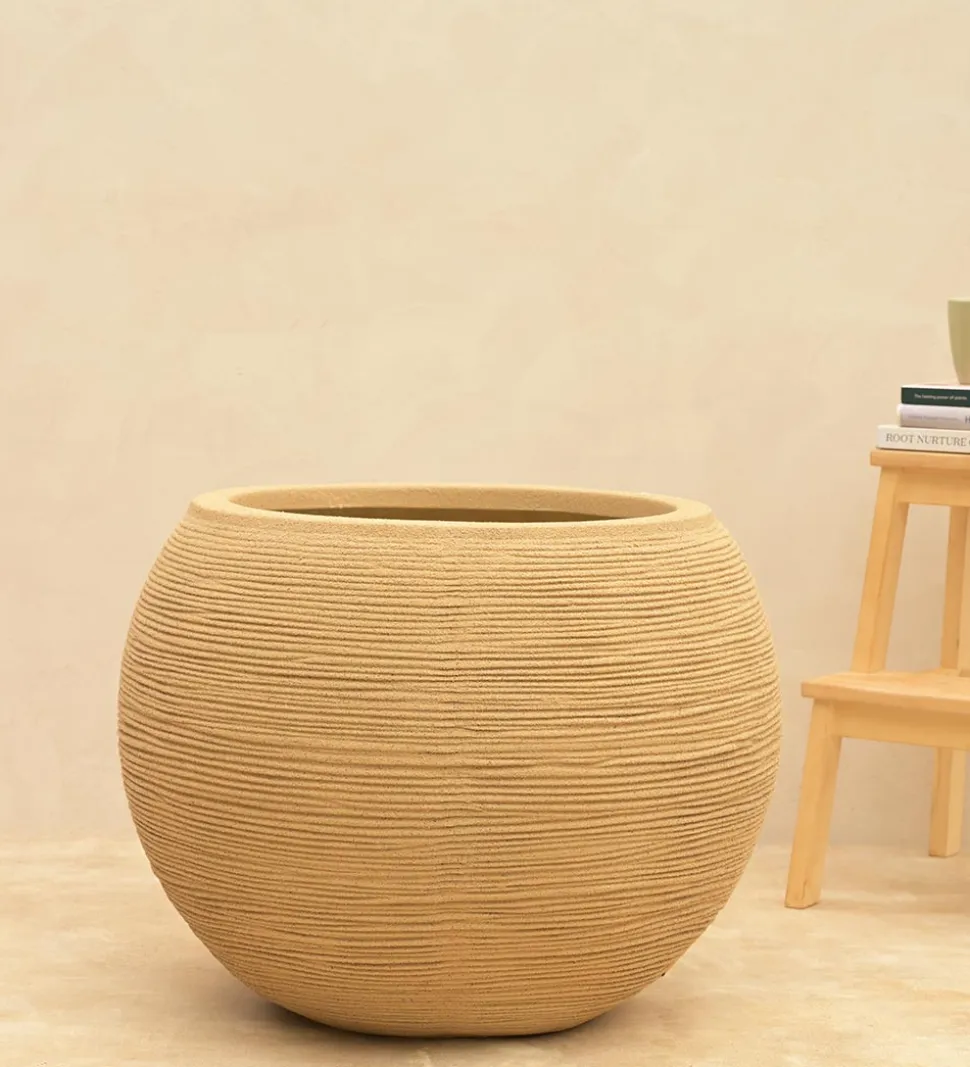 Rib Bowl Planter