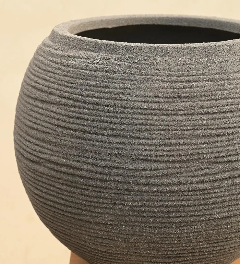 Rib Bowl Planter