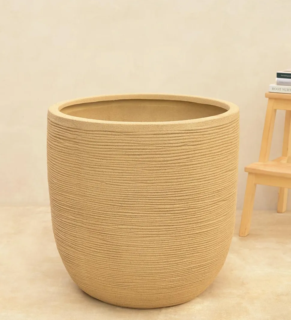 Rib Short Planter
