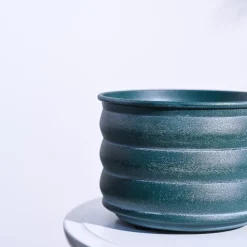 RidgeCraft Cylindrical Planter