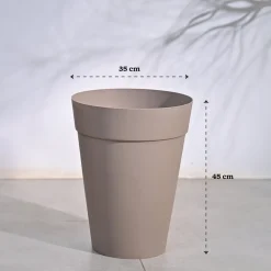 Rome Plastic Planter