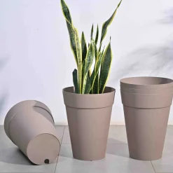 Rome Plastic Planter