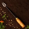 Single Prong Weeder