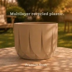 The Echo Planter